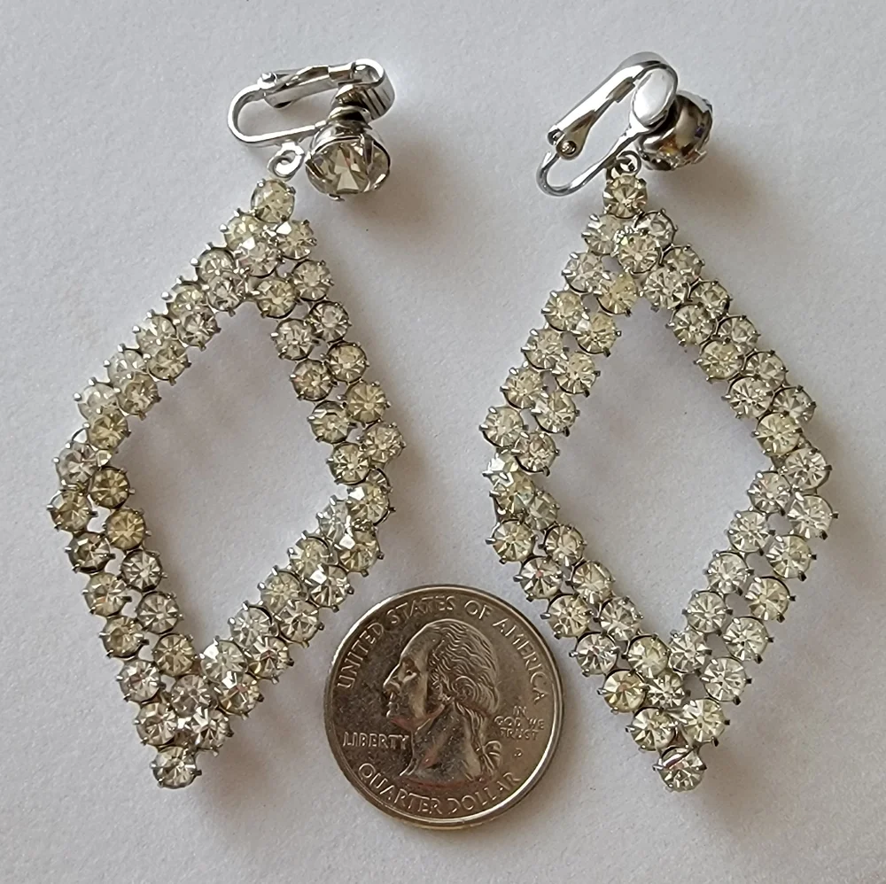 Vintage Clip-on Rhinestone Diamond Drop Earrings
